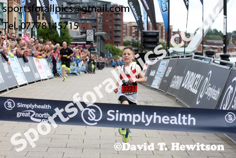 Simplyhealth Mini Great North Run. Photo: David T. Hewitson/Sports for All Pics